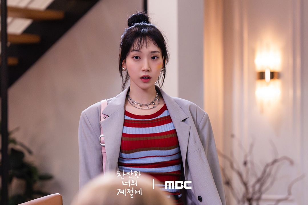 Thích ngắm gái xinh thì cứ phim Hàn này mà chiến: Nữ chính chuẩn cành vàng lá ngọc, nữ phụ cũng đẹp điên cả người