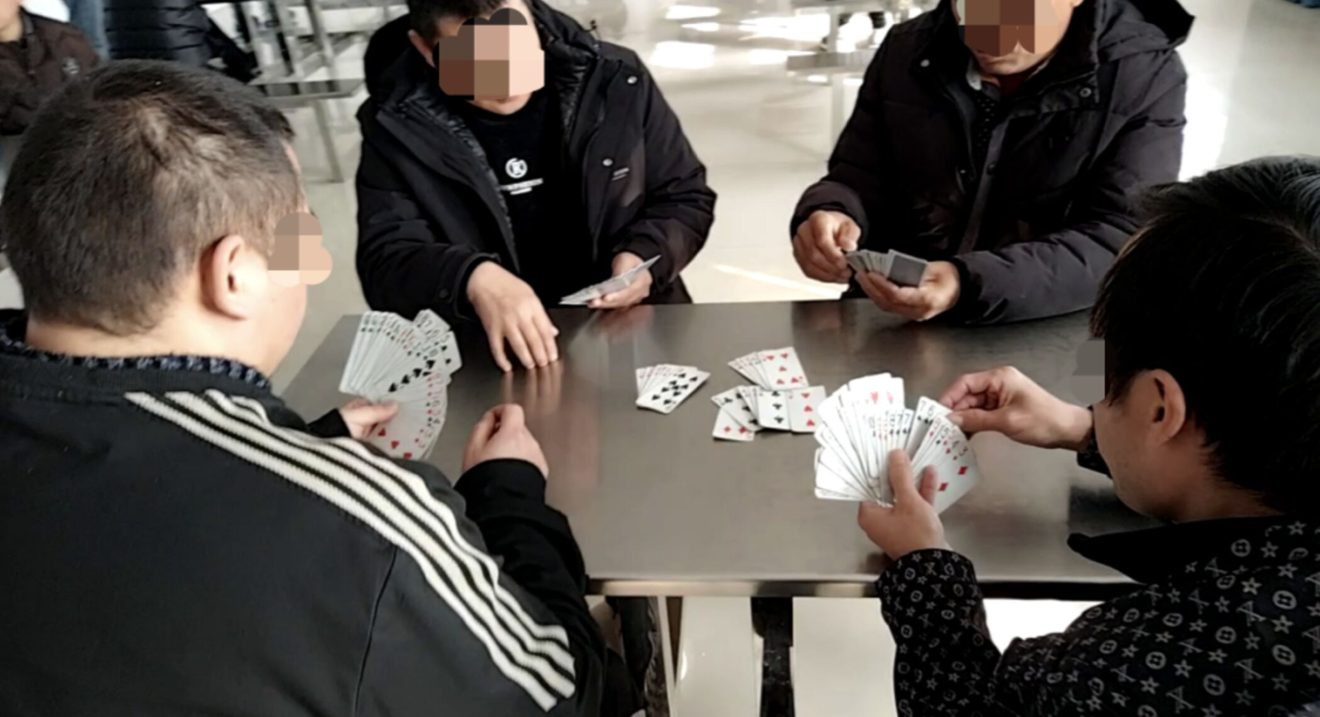 Nhiều bệnh nhân được cho là có sức khoẻ tâm thần bình thường, không cần phải điều trị