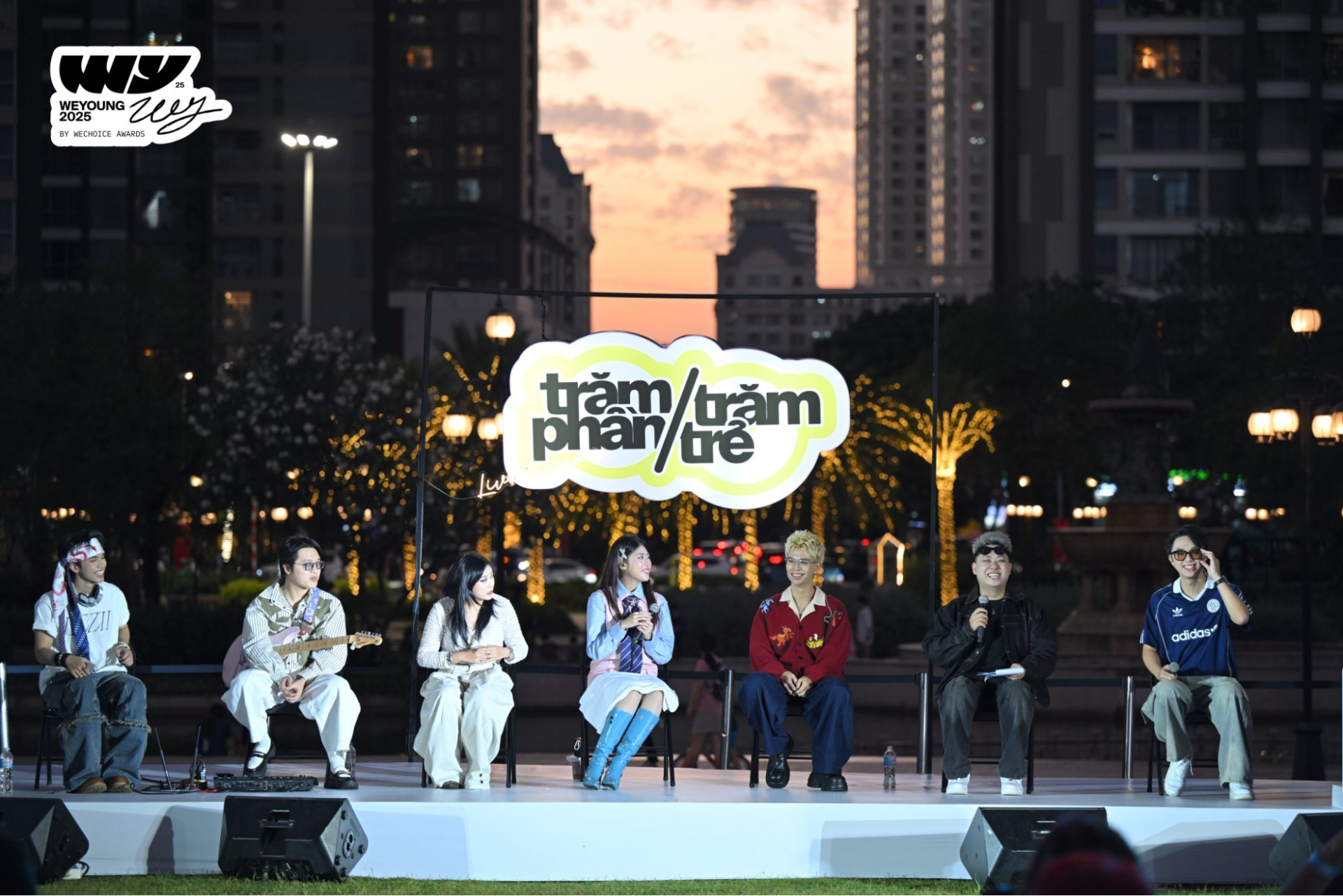 Trăm Phần Trăm Trẻ Live Session: Bữa tiệc âm nhạc khiến Gen Z đứng ngồi không yên, càng nghe càng “dính” 