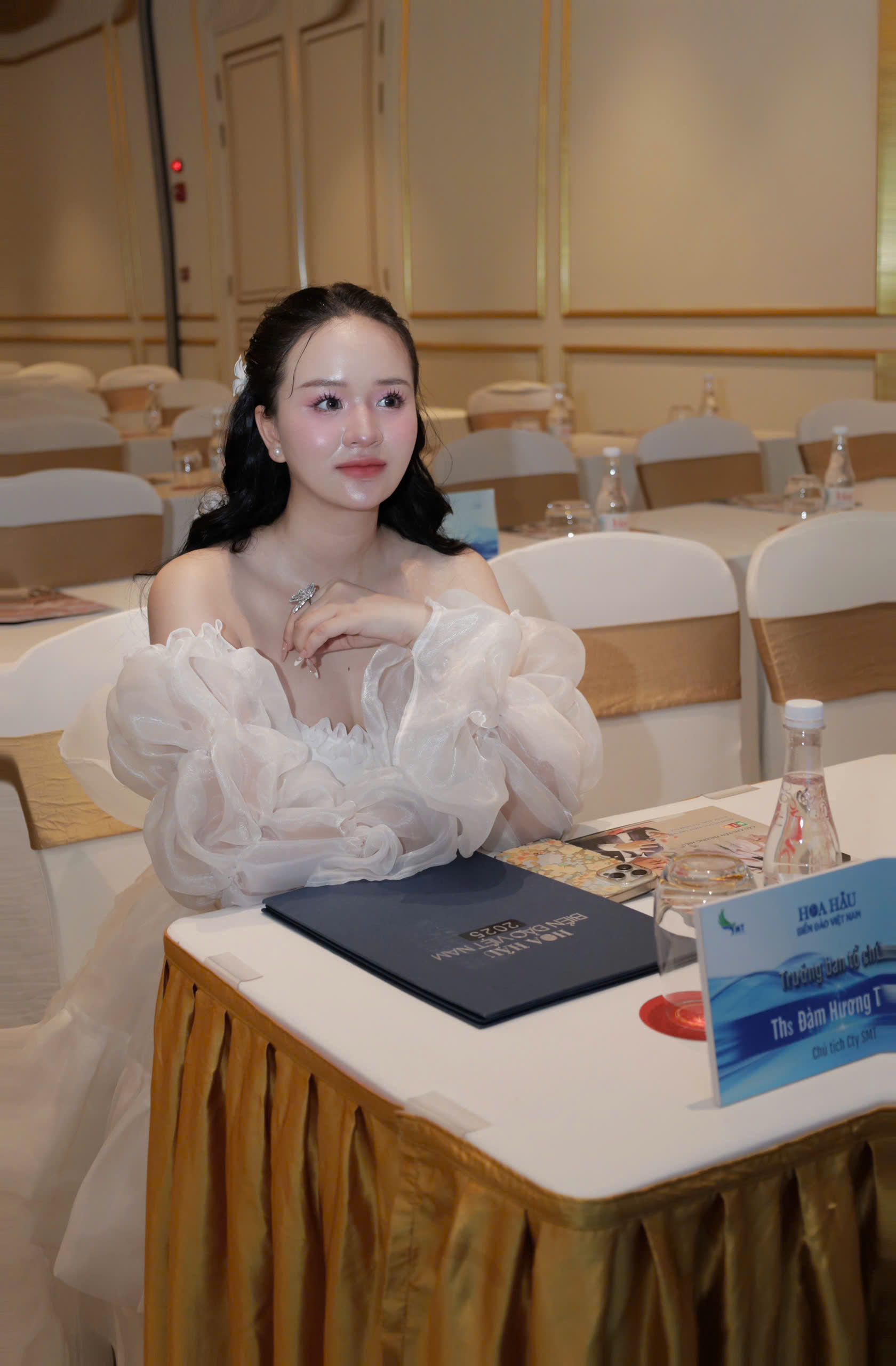 Á Khôi Bùi Thị Phương Linh sinh năm 2004 vừa bị bắt là ai?