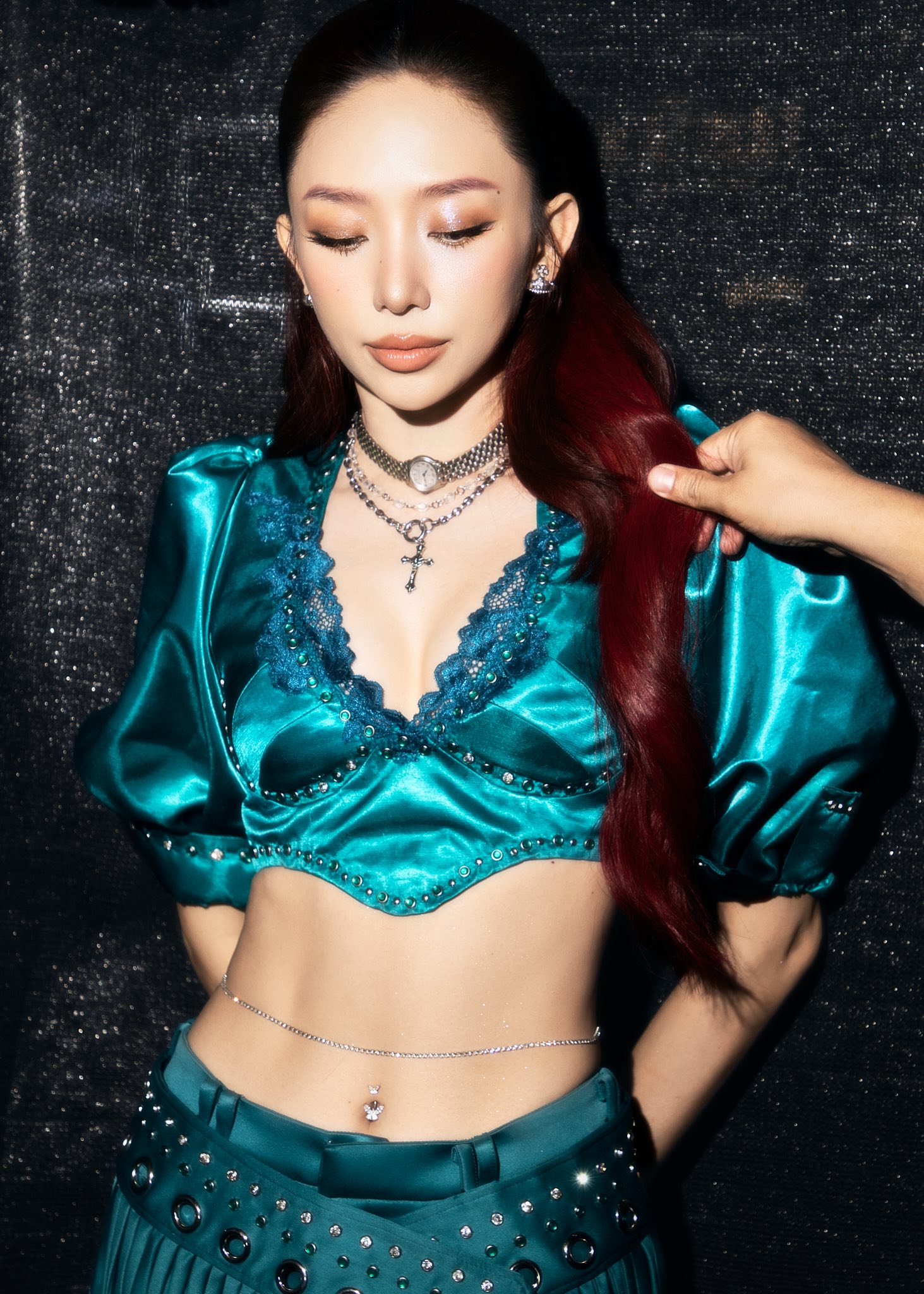 Chưa bao giờ thấy Tóc Tiên rực rỡ như thế này!