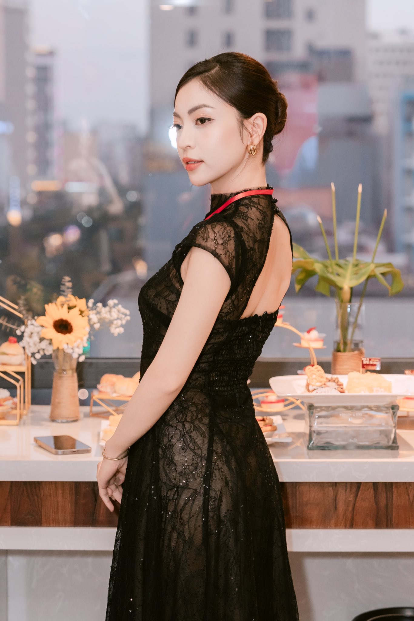 Cô nàng tụt cân trông thấy, sắc vóc ngày càng thăng hạng