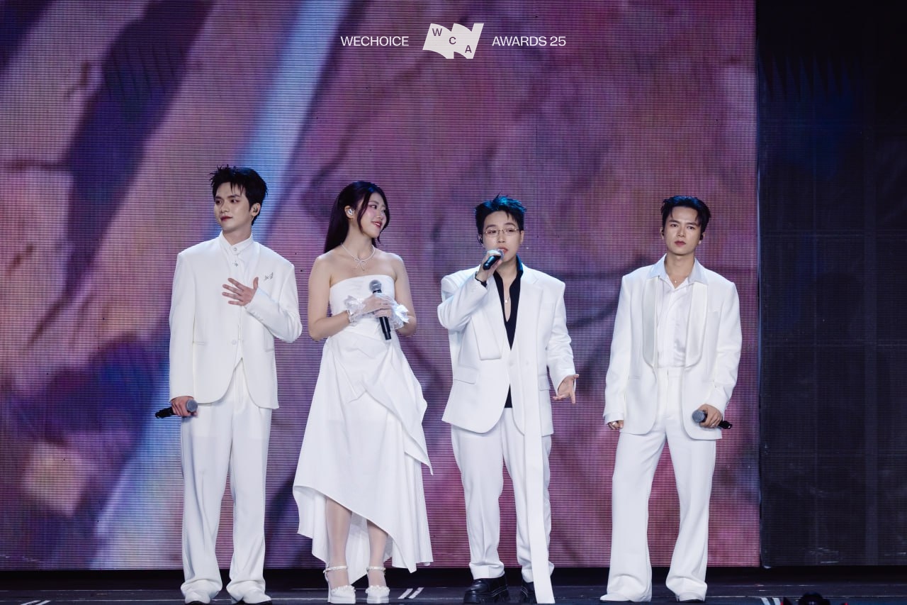 Bùi Công Nam - Vương Bình - PiaLinh - Kai Đinh “lấy nước mắt” khán giả tại Gala WeChoice Awards 2025, vừa cất giọng là gây nghẹn ngào 