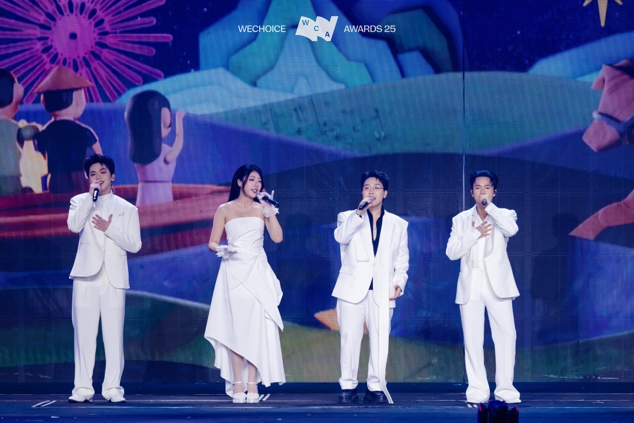 Bùi Công Nam - Vương Bình - PiaLinh - Kai Đinh “lấy nước mắt” khán giả tại Gala WeChoice Awards 2025, vừa cất giọng là gây nghẹn ngào 