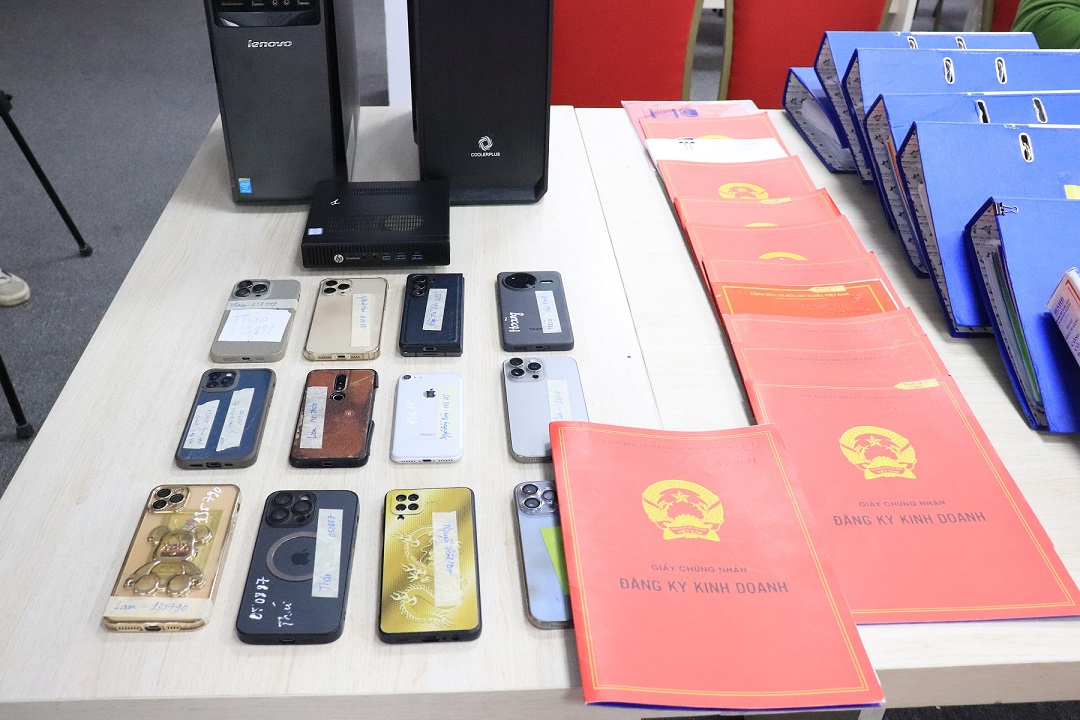 Hồ sơ, tài liệu cơ quan Công an thu giữ