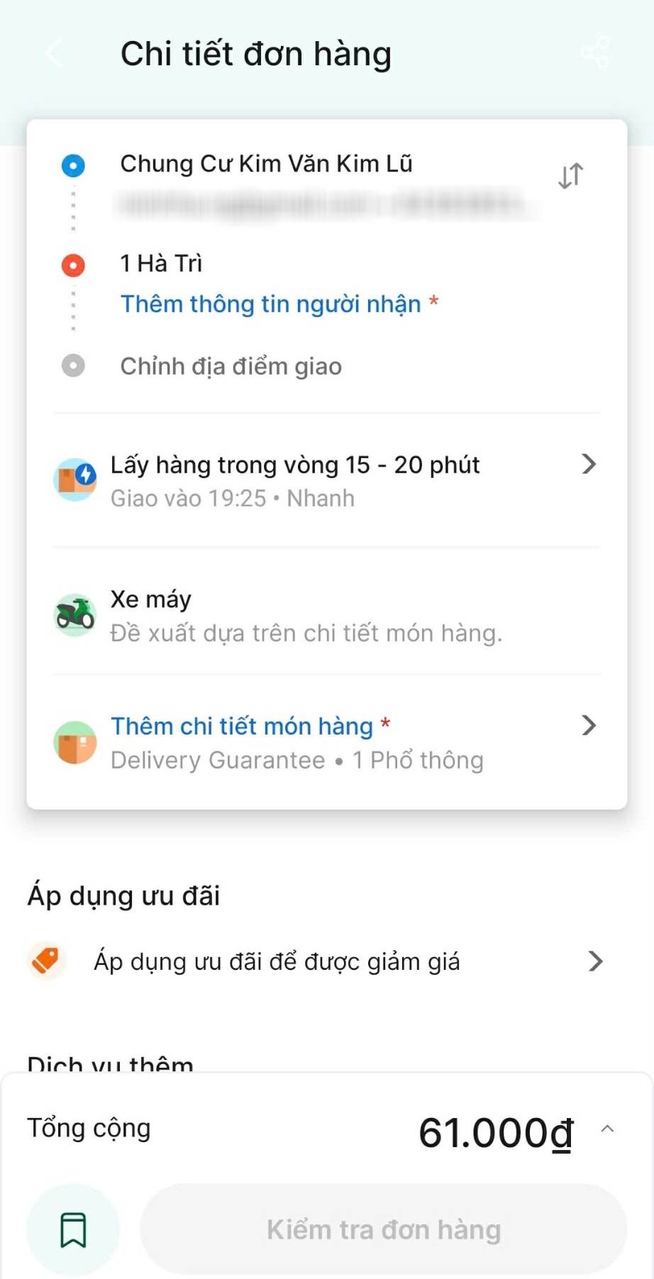 Giá xe công nghệ cận Tết tăng gấp đôi gấp ba, dân văn phòng Hà Nội tình nguyện ở lại công ty muộn để 