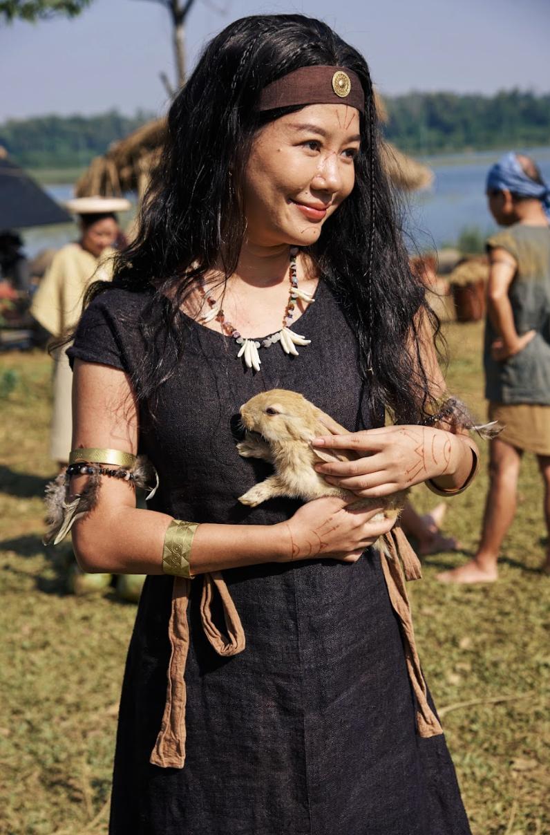 Lâu rồi mới có phim cổ trang Việt nhiều trai xinh gái đẹp đến vậy, nhìn nam chính mà không thở nổi