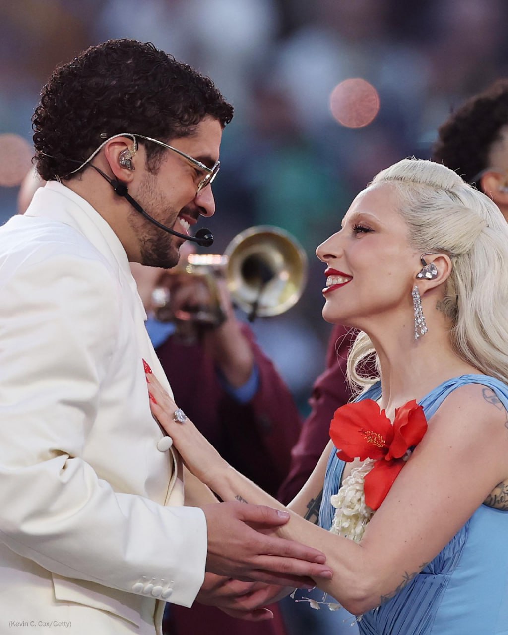 Sân khấu Super Bowl bị Tổng thống Trump chê “tệ nhất lịch sử”: Cả núi tiền dàn dựng, khiến cả triệu người tự hào 