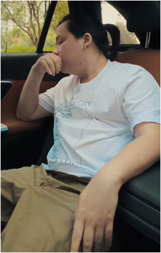 Khoa Pug đăng clip khoảng 1 phút 30 giây tiết lộ lý do phá sản.