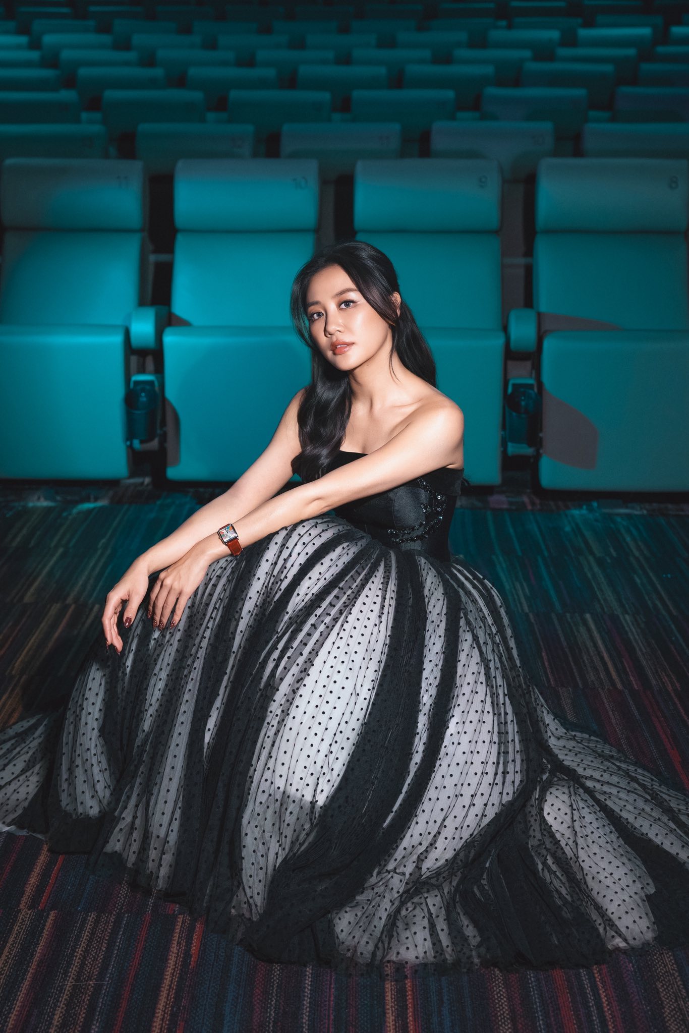 Trong dàn diễn viên chính, Văn Mai Hương được nhắc đến như nhân tố gây bất ngờ (Ảnh: FBNV)