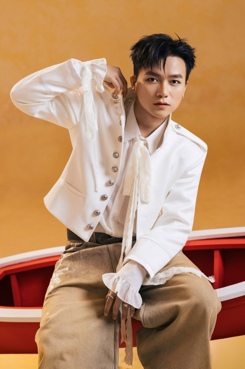 Không chạy theo xu hướng nhạc quá phức tạp, Bùi Công Nam chọn lối đi 