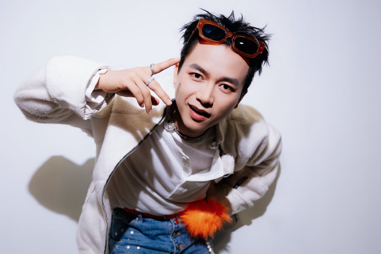 Bùi Công Nam đã thành công trong việc đưa I Love You đến gần hơn với khán giả trẻ (Ảnh: FBNV)