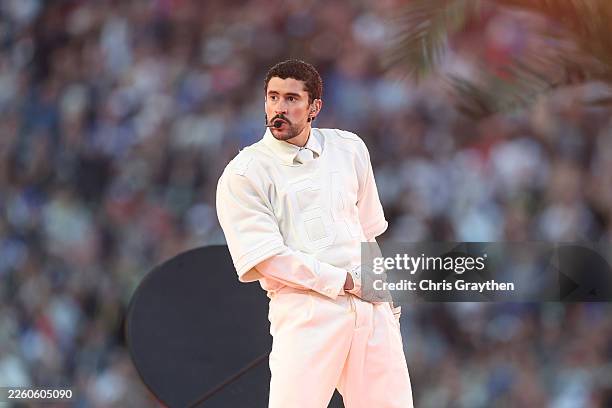 Những ngày gần đây, toàn cầu đổ dồn sự chú ý vào màn trình diễn giữa giờ nghỉ tại Super Bowl LX của Bad Bunny (Ảnh: Getty Image)