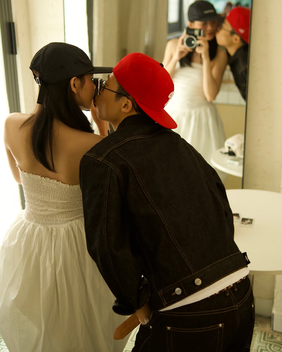 Khánh Vân và Bốp hiện đang yêu xa, cả hai vẫn bền chặt cùng nhau đi qua nhiều biến cố