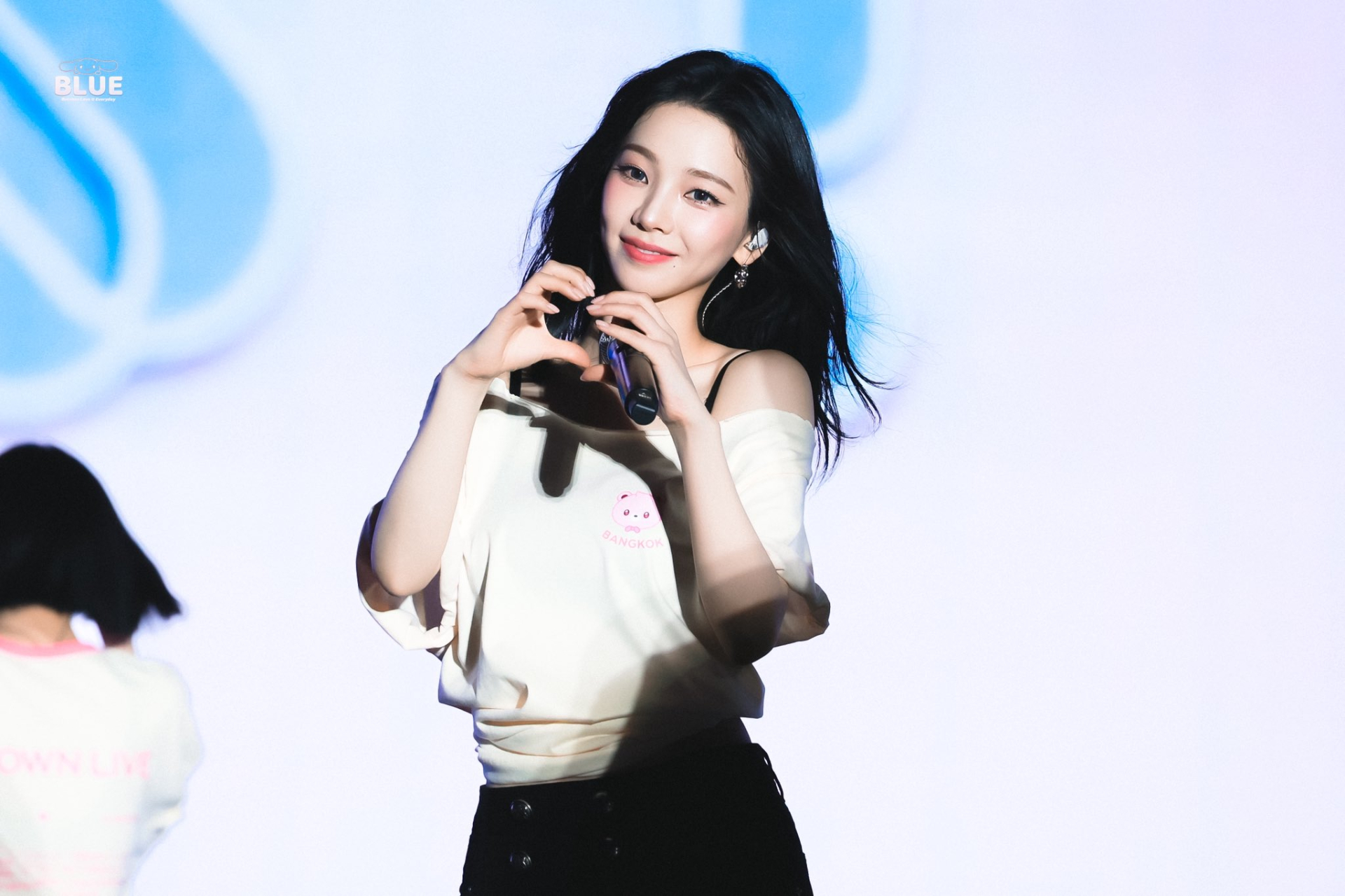 Cặp mỹ nhân visual - body nét căng, bị ghét đến mấy cũng không thể phủ nhận nhan sắc là ngoại lệ