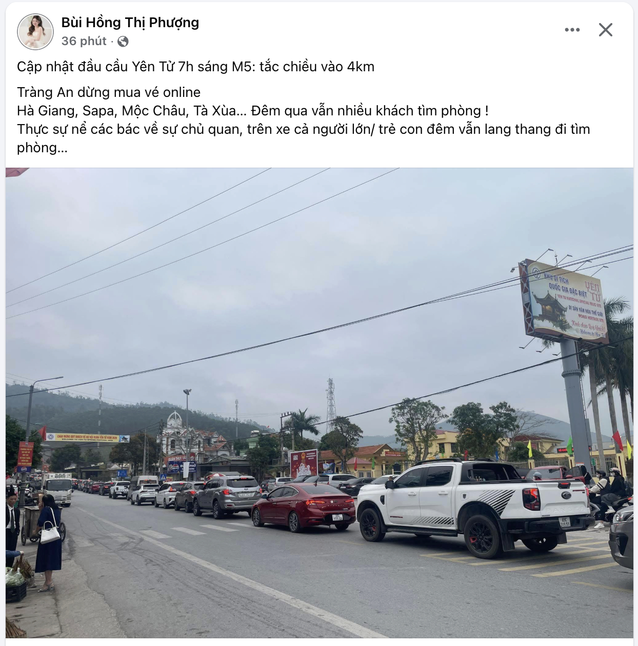 Đi chơi Tết mà cứ ngỡ đi làm giờ cao điểm, hàng loạt điểm du lịch nổi tiếng đông không kẽ hở ngày đầu năm