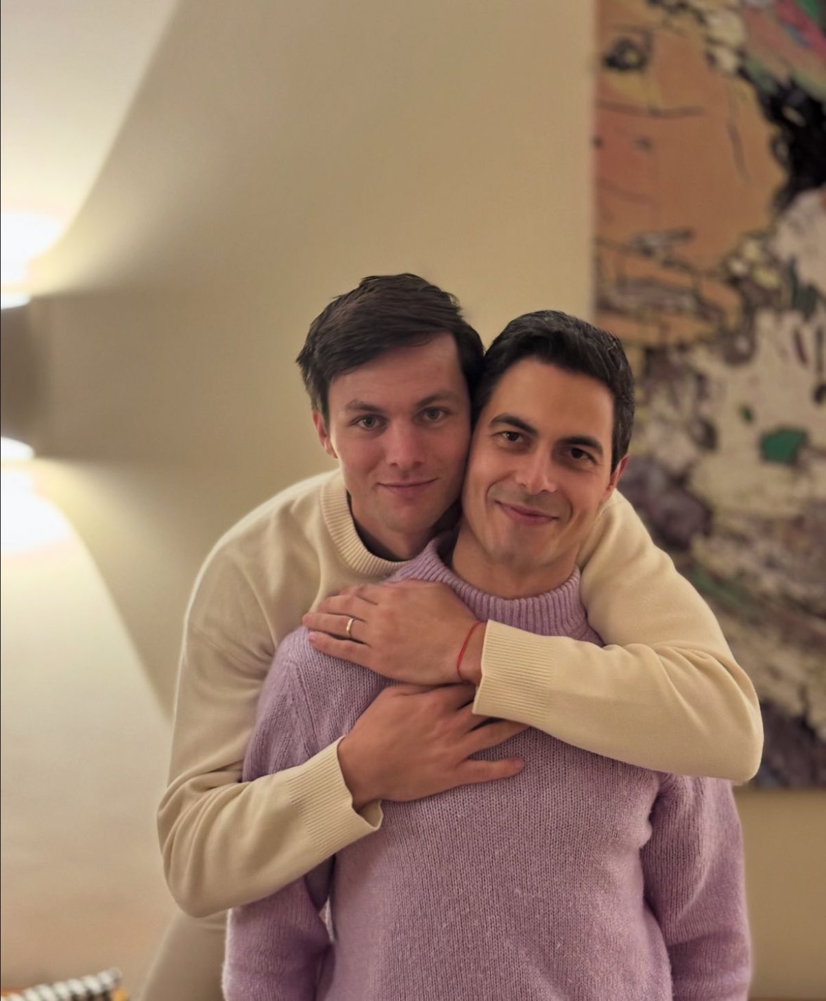 Tình yêu đặc biệt của Tân Thủ tướng trẻ nhất Hà Lan: Chuyện tình đồng tính bước ra từ phim cùng vị hôn phu là vận động viên Olympic