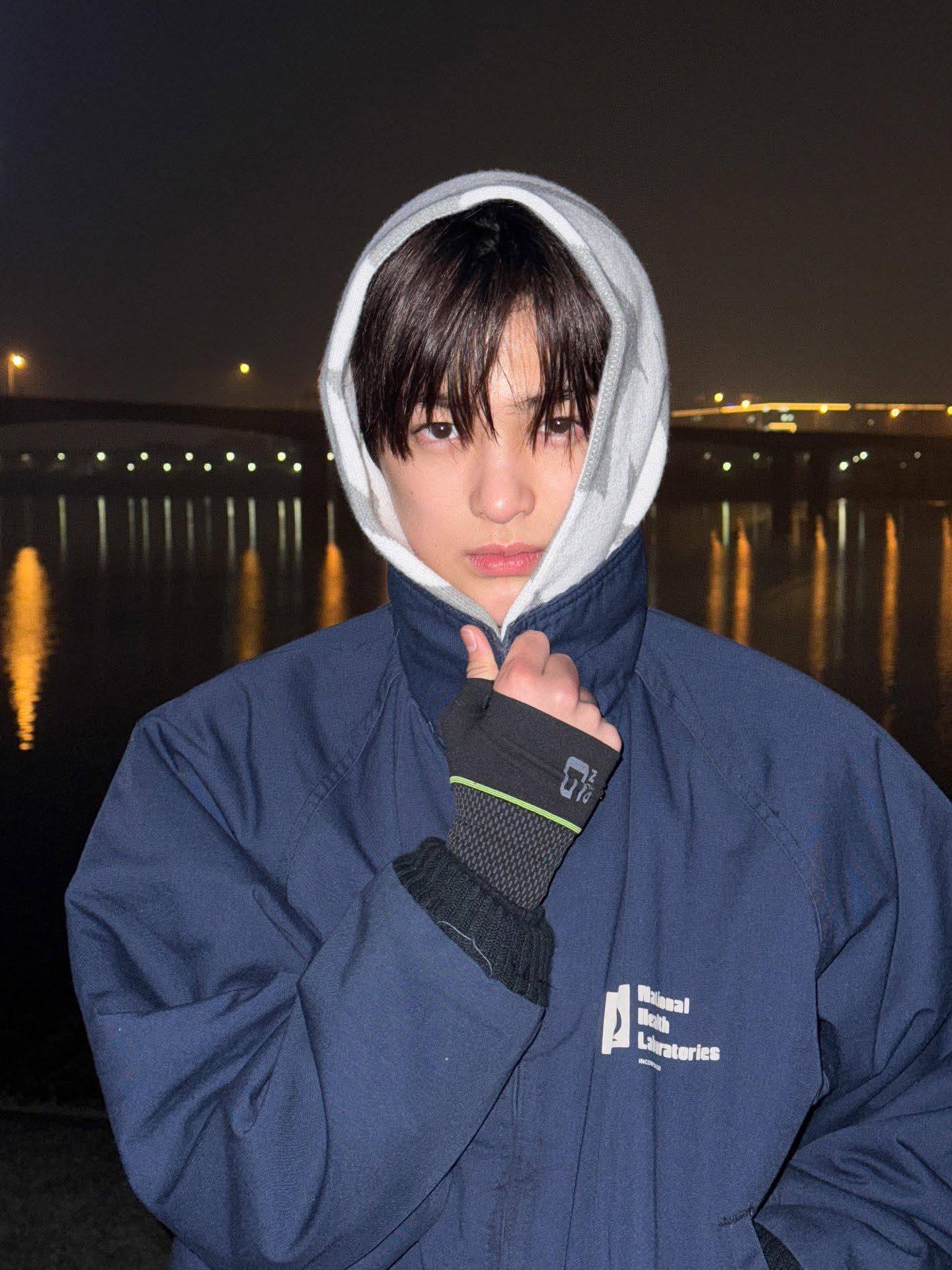 Showbiz có mỹ nam 16 tuổi đẹp như mơ, cả triệu người nguyện bảo vệ nụ cười toả nắng