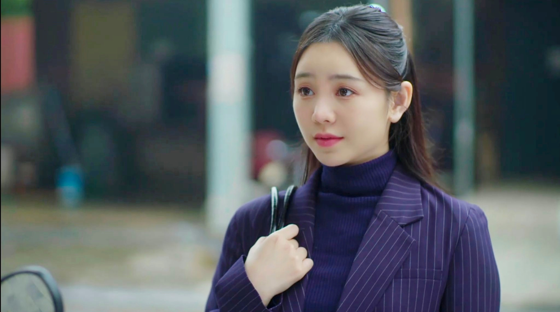 Quỳnh Kool vào vai người chị cả trong gia đình nghèo khó