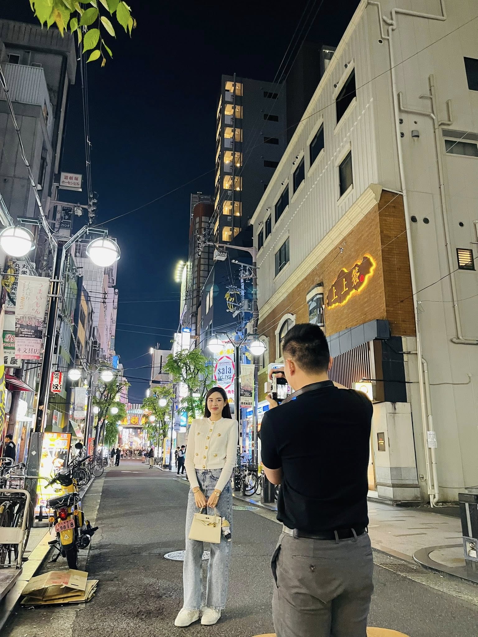 TGĐ Viết Vương - chồng Hoa hậu Đỗ Hà bỗng vướng tranh luận