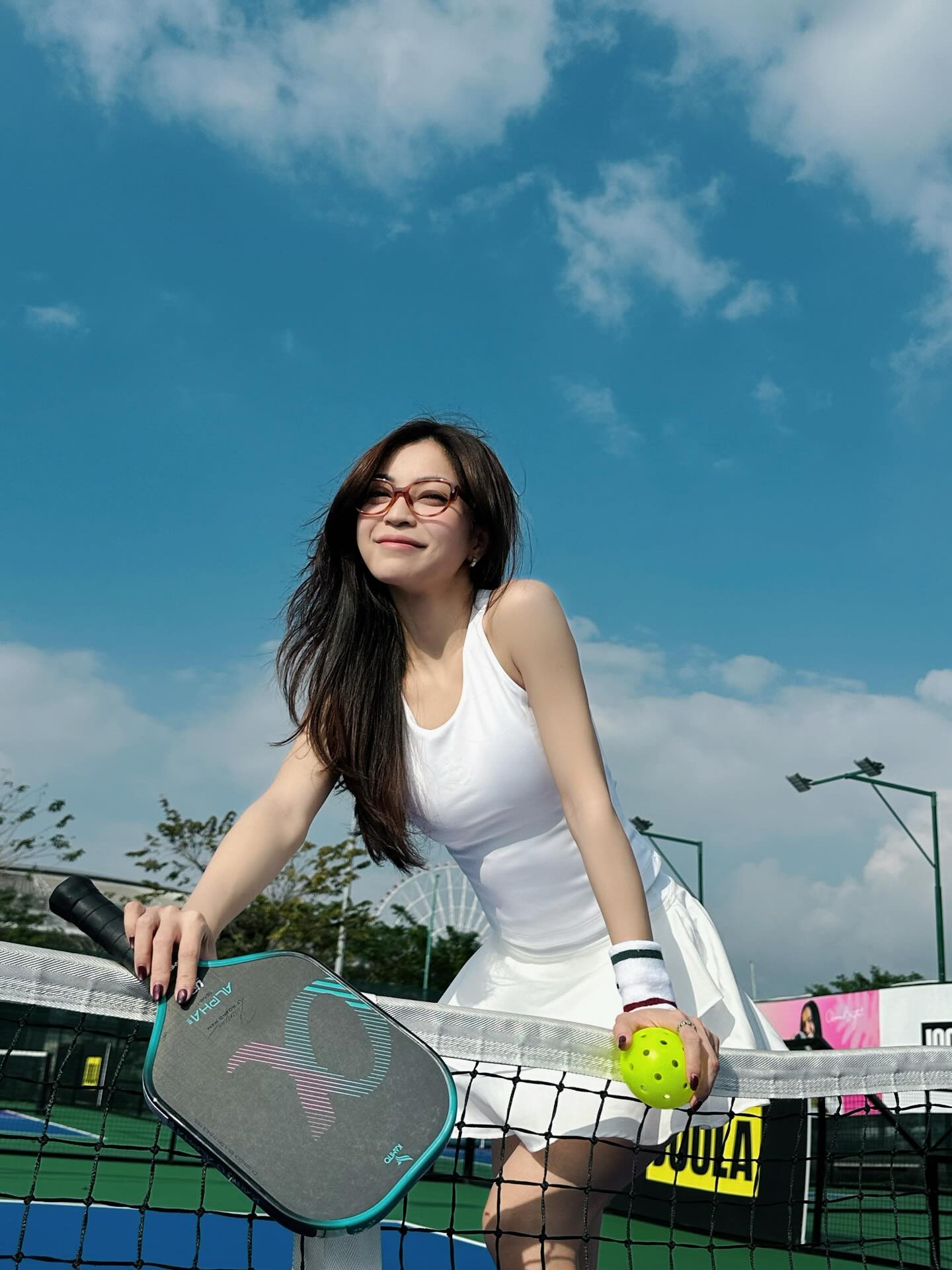 Bí ẩn lớn trong hôn nhân của Nhật Lê