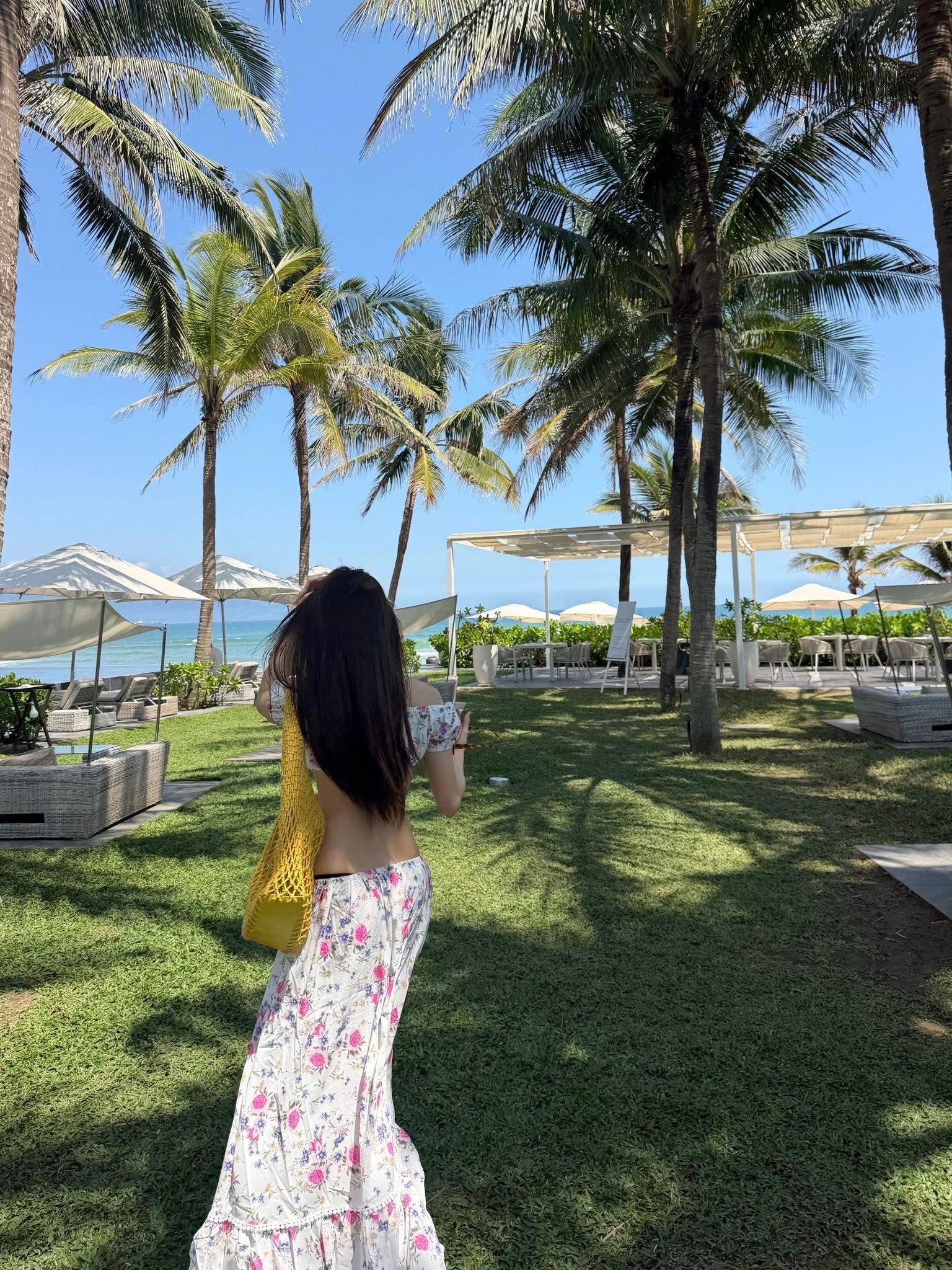 Thiều Bảo Trâm khiến hội chị em áp lực đầu năm