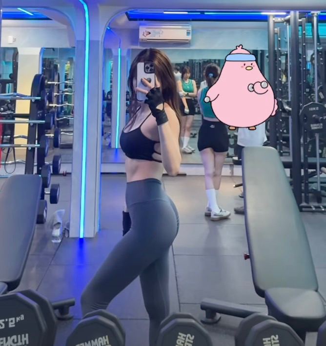 Thiều Bảo Trâm rất chăm chỉ trong công cuộc giữ dáng. (Nguồn: IGNV)