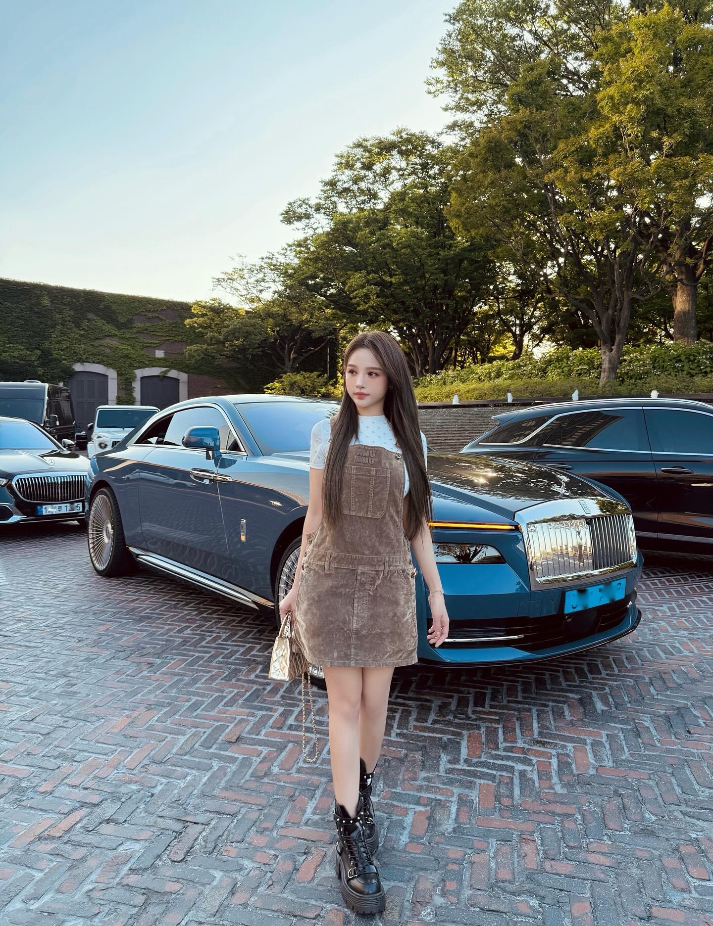 Cựu hot girl chưa từng từ bỏ nét dịu dàng thời thượng, càng trưởng thành càng sắc sảo (Ảnh IGNV).