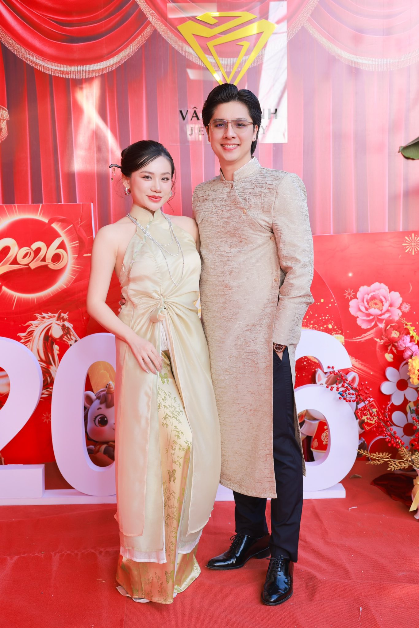 Hoàn Hảo và Minh Thư trong dịp Tết Nguyên đán vừa qua