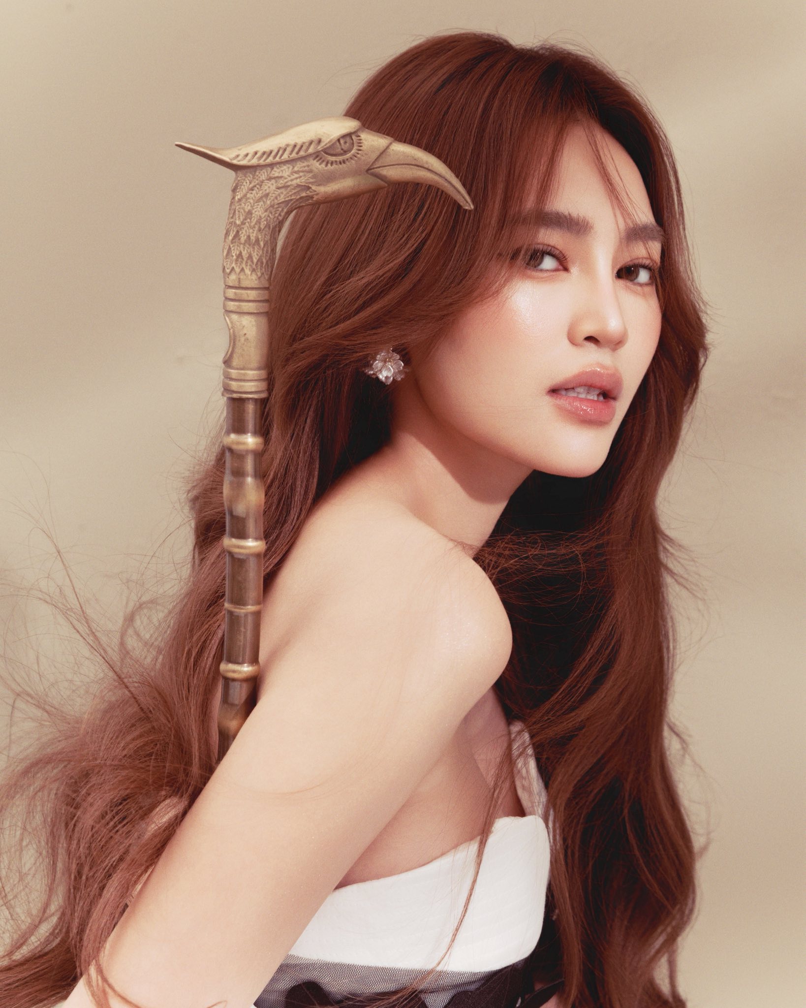 Mỹ nhân Việt duy nhất đổi đời nhờ cặp lông mày đặc biệt, nhan sắc hiện tại không có đẹp nhất chỉ có đẹp hơn