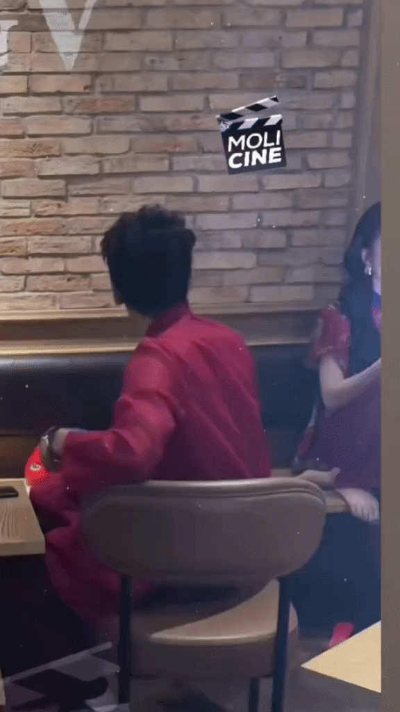 Tóm dính khoảnh khắc Tuấn Trấn xoa chân cho Phương Anh Đào