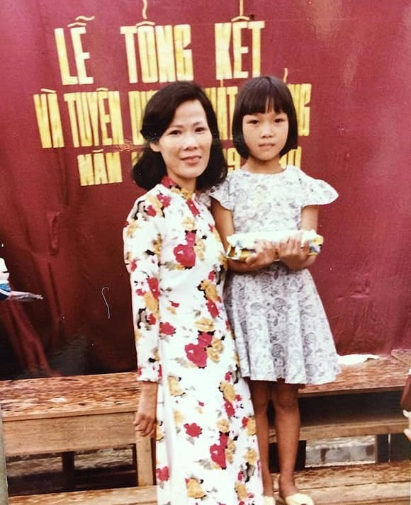 Mỹ Tâm có thành tích học tập tốt từ nhỏ