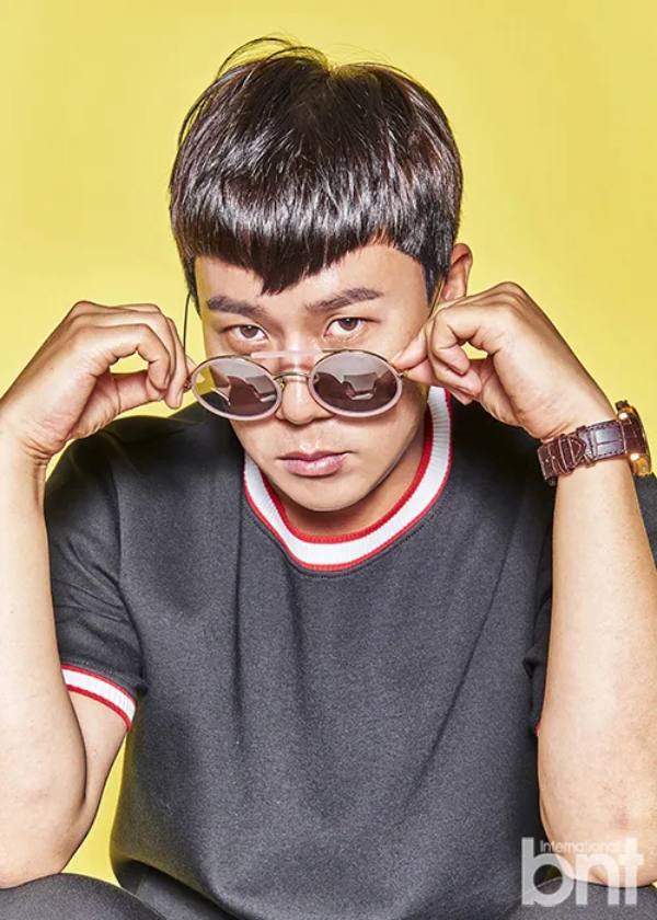 Nam ca sĩ hoạt động tích cực trong Kbiz với nhiều vai trò khác nhau. Ảnh: X