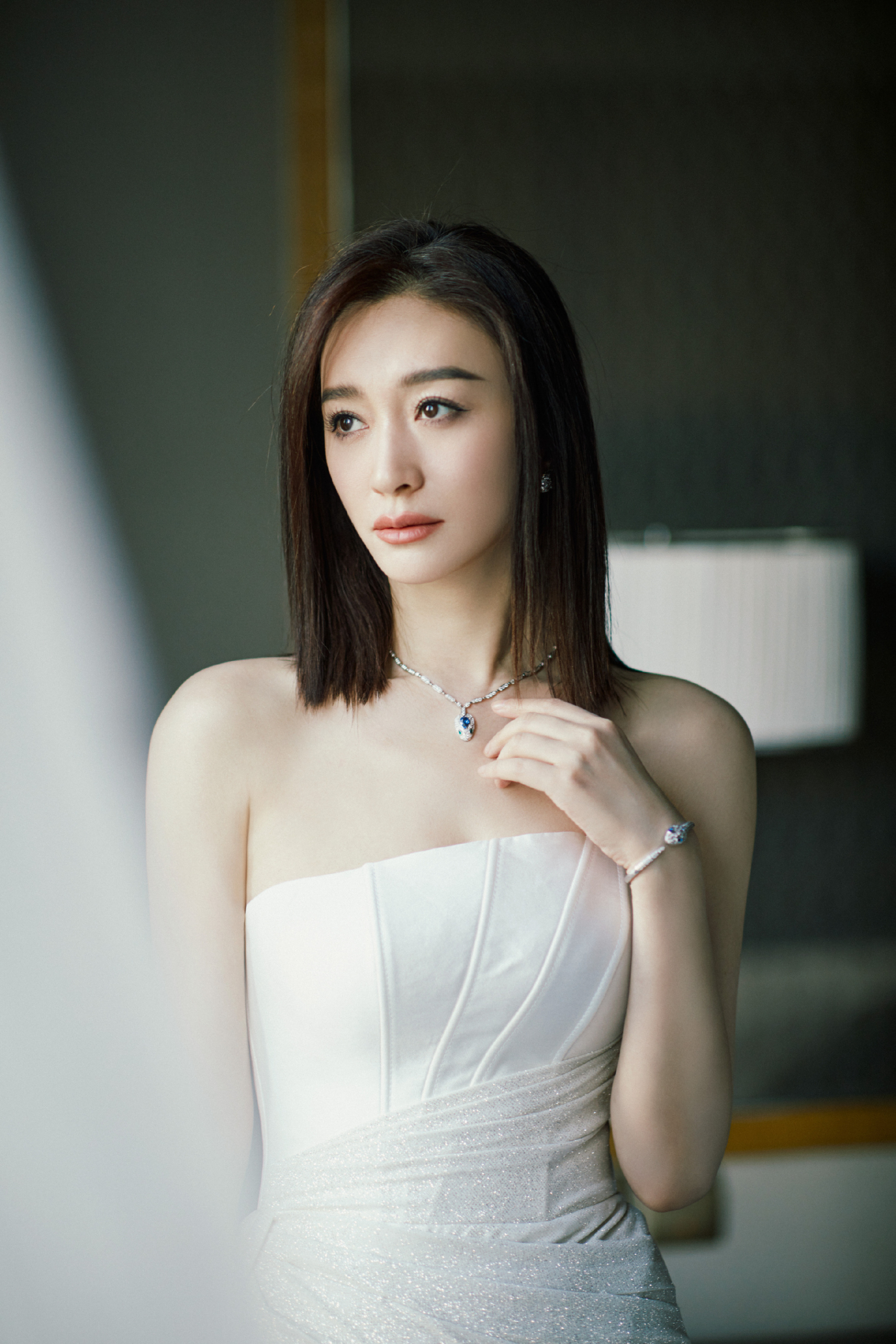 Lý Tiểu Nhiễm héo mòn vì luôn sống trong cảnh sợ hãi vì bị người tình đại gia giám sát, đe dọa suốt 10 năm. Ảnh: Sohu.