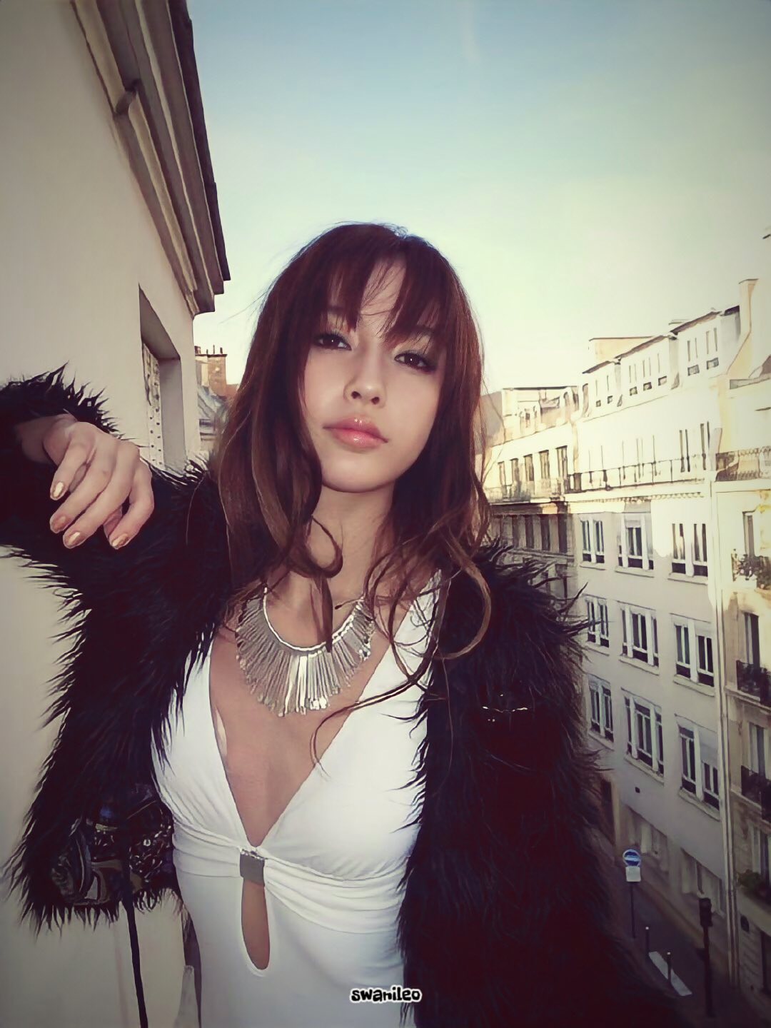 Showbiz có duy nhất 1 mỹ nhân diễn dở đến mức bị bạn diễn cạch mặt, quản lý mắng giữa đường cũng không dám cãi