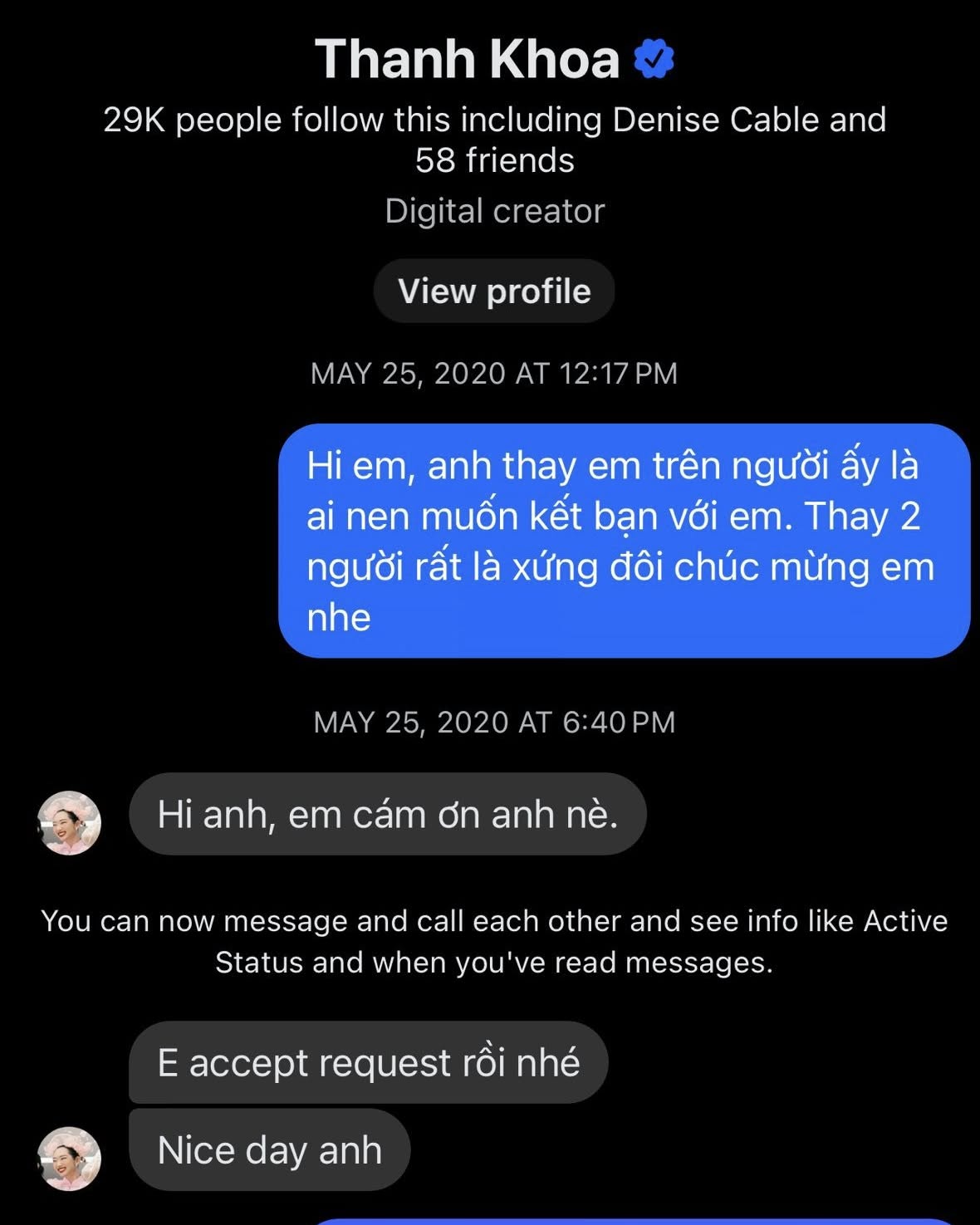 Tin nhắn đầu tiên của cặp đôi