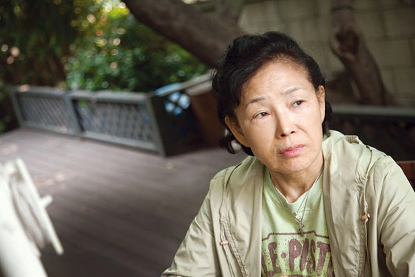 Sốc với nguyên nhân dẫn tới rạn nứt không thể hàn gắn của con gái cố minh tinh Choi Jin Sil và bà ngoại 