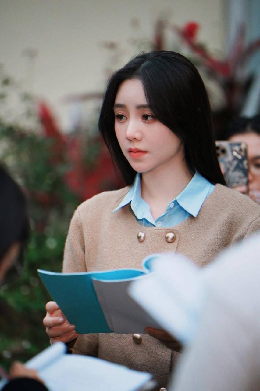 Quỳnh Kool xinh đẹp nhưng không 