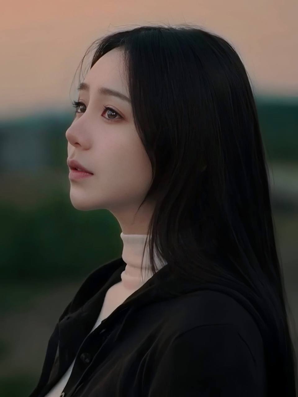 Với những phân cảnh makeup nhẹ nhàng, nhân vật của Quỳnh Kool tạo được nhiều thiện cảm với người xem.