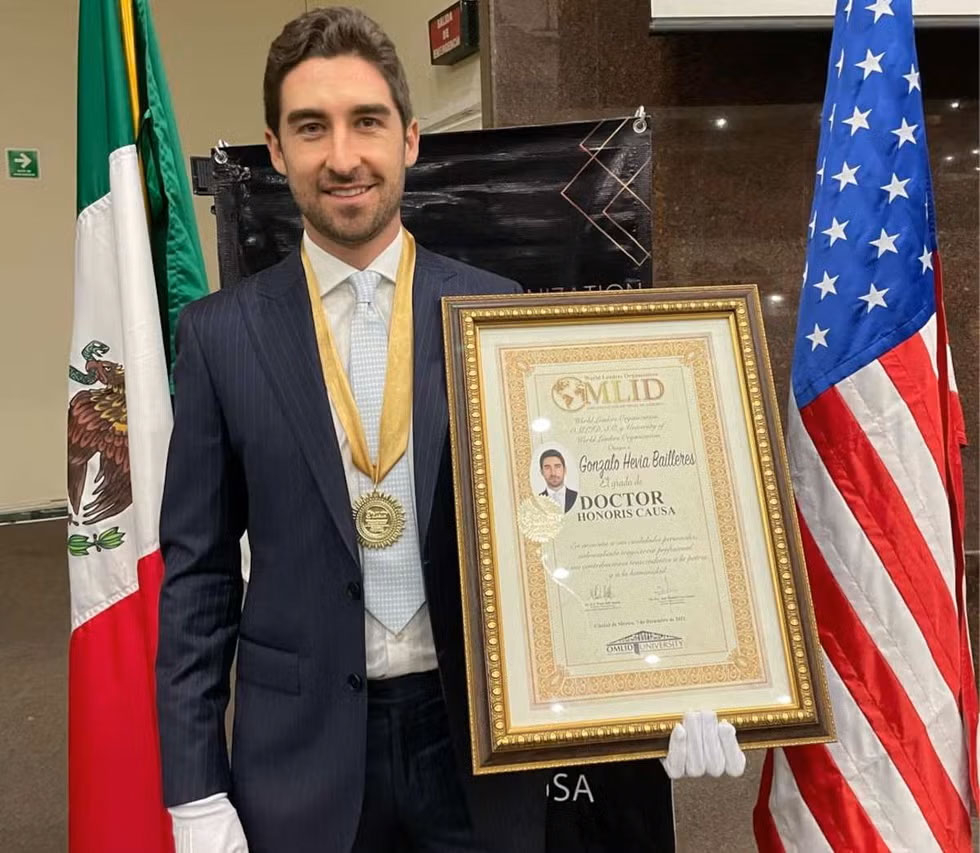 Bạn trai Emma Watson có gia thế và khối tài sản cực khủng. Ảnh: Page Six