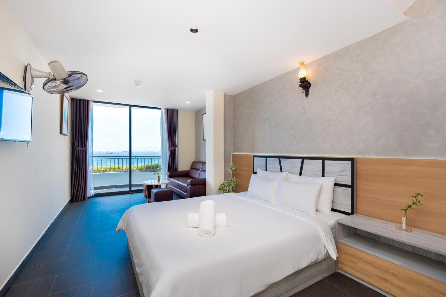 Trần Duy Villa đã chia sẻ câu chuyện của mình khi gặp phải vị khách đặc biệt. Ảnh: NVCC