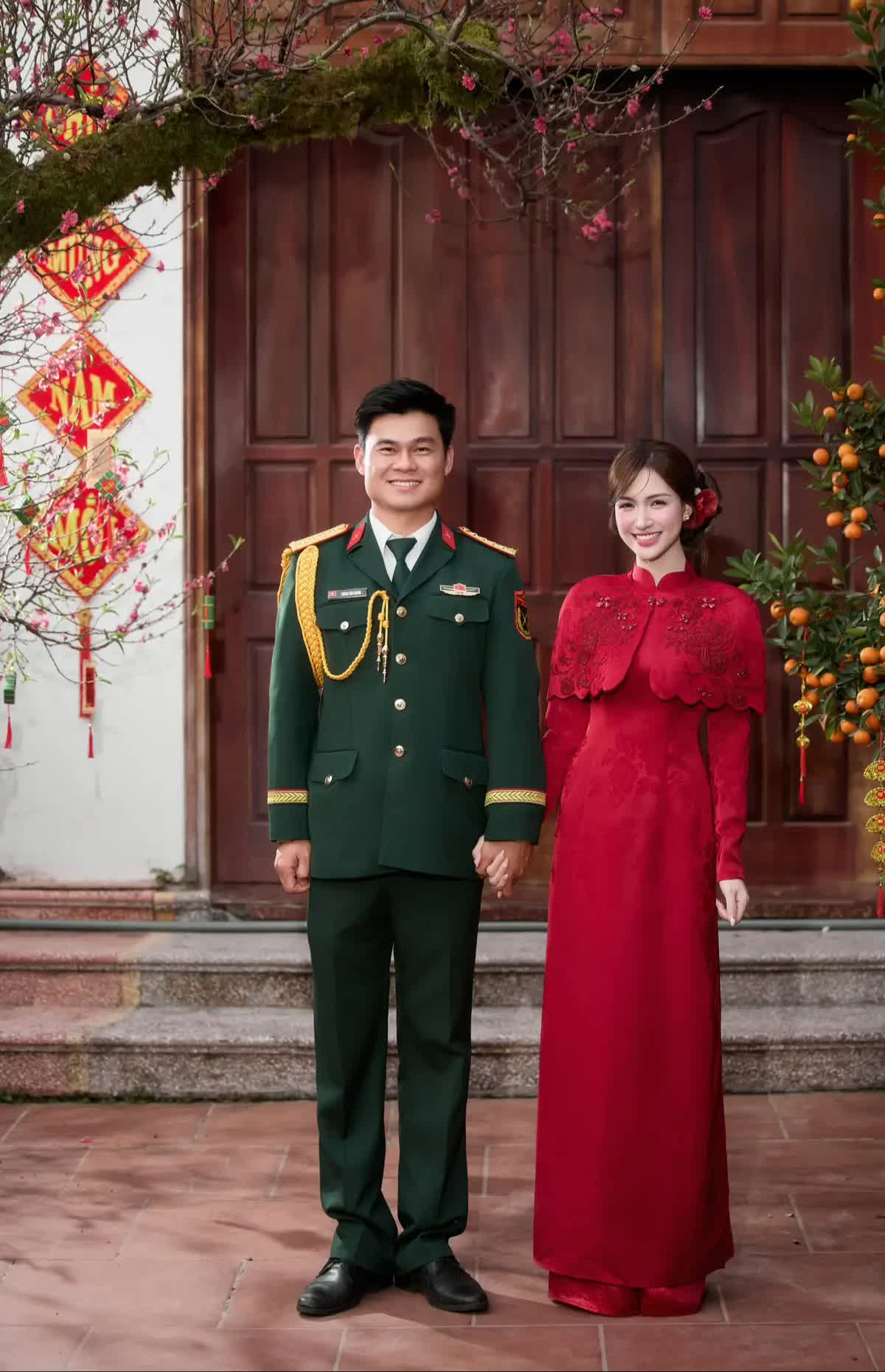   Hòa Minzy xác nhận Đại úy Thăng Văn Cương chính là người bạn đời của mình (Ảnh: FBNV)  