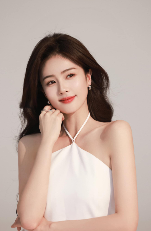 Nữ diễn viên thường xuyên nhắc fan chú ý sức khỏe. Ảnh: Weibo