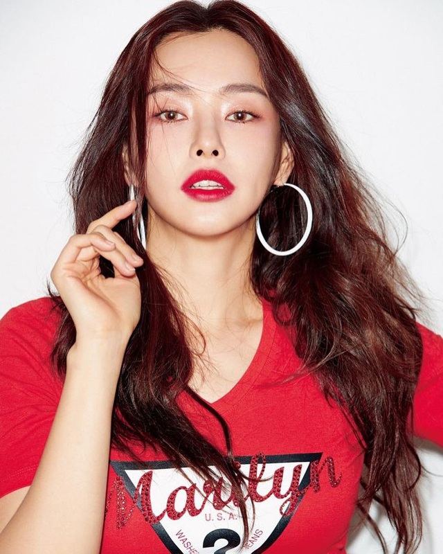 Honey Lee phải nộp bổ sung 6 tỷ won (106 tỷ đồng) tiền thuế. Ảnh: Kbizoom