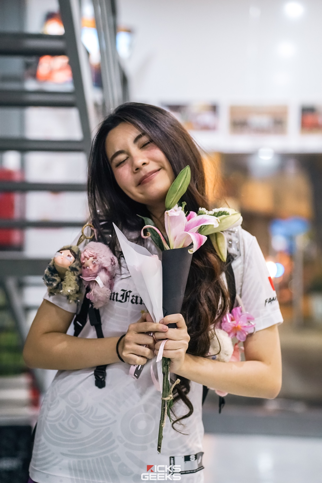 Dù là style nữ tính hay năng động thì nhan sắc của Hạt Dẻ vẫn ngày càng khiến dân tình trầm trồ