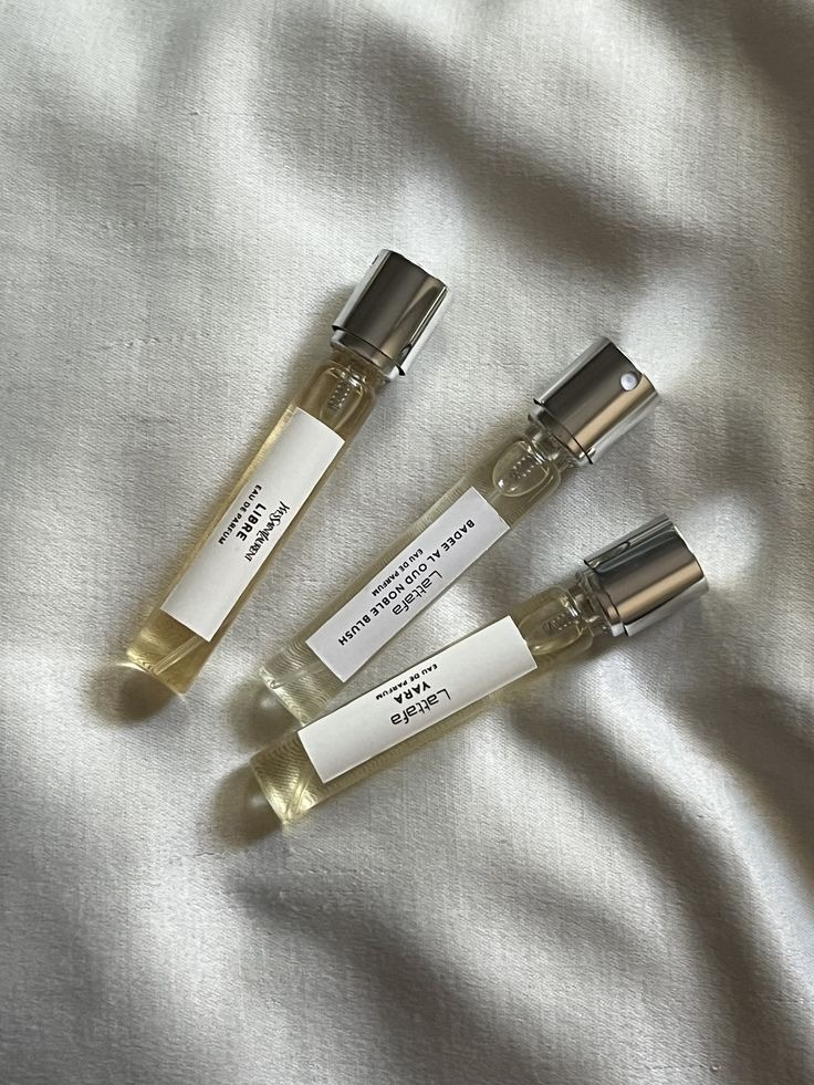 CLIP nhân viên cửa hàng nước hoa cười cợt khách, cả cõi mạng cáu: “Vô duyên mà tưởng hài hước”