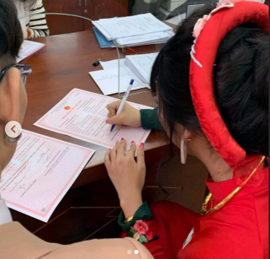 Cả hai quyết định tổ chức đám cưới chi trong vòng 1 tuần. Ảnh: FBNV