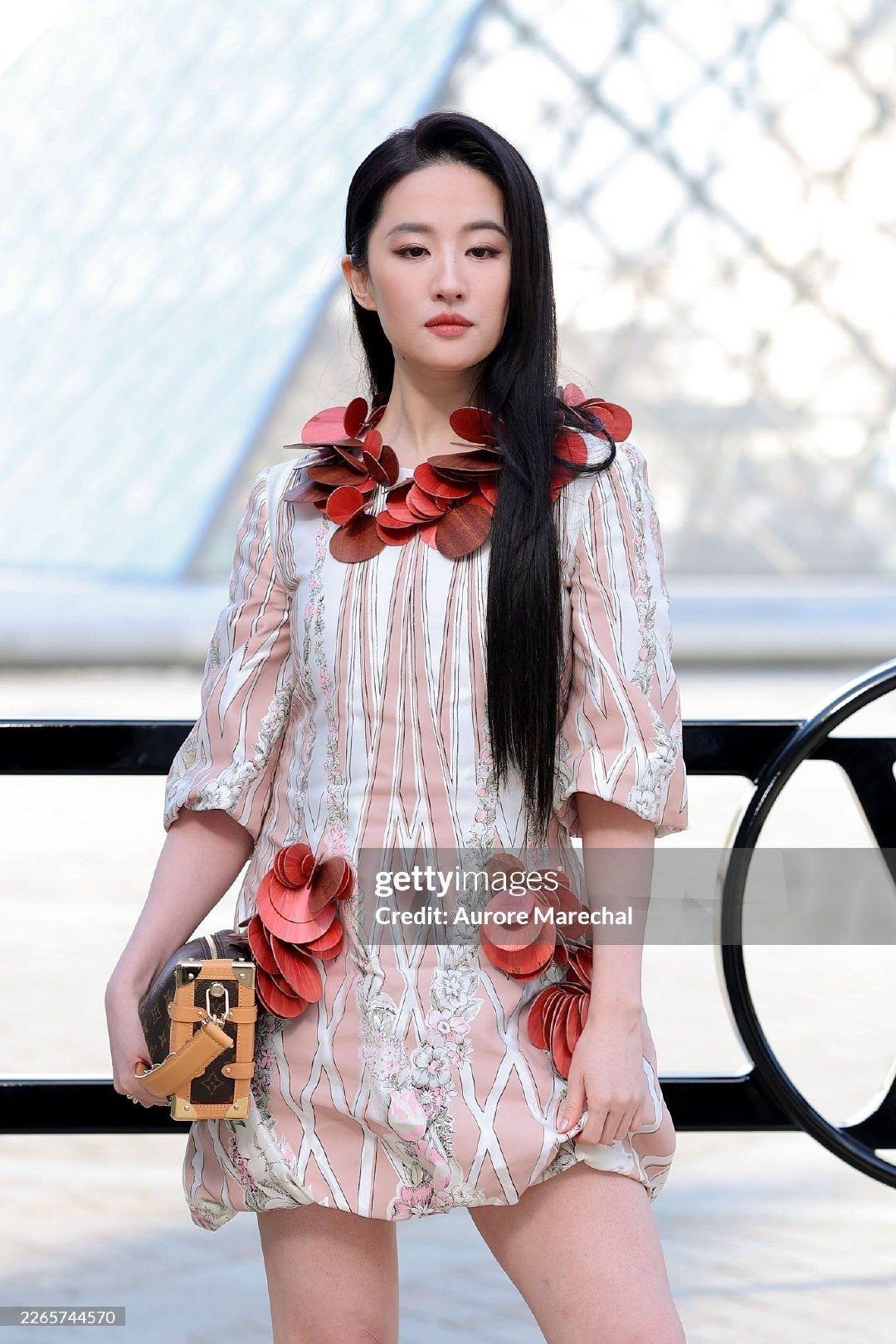 Tuy nhiên cô đã đem về đã đem về hơn 8 triệu USD (210 tỷ đồng) giá trị truyền thông cho thương hiệu chỉ trong vòng 2 ngày. Ảnh: Getty Images