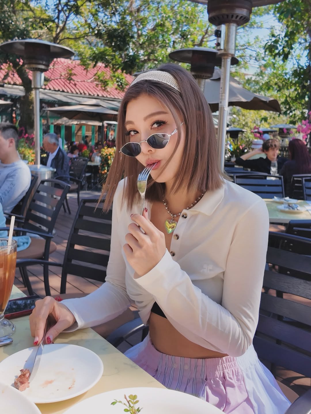 Mỹ nhân Cbiz có sống hậu ly hôn rực rỡ, giàu có. Ảnh: Sina.