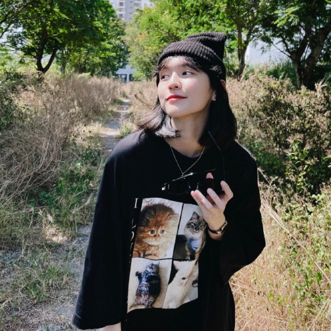 Ồn ào chuyện ăn mặc của Hải Tú